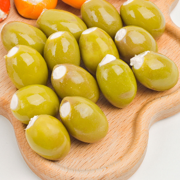 Оливки со сливочным сыром  TM Meggle (670г)