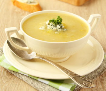 Луковый суп с сельдереем и сыром Templier