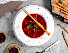 Борщ с карпом и чесночной заправкой