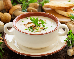 Сырный крем-суп с шампиньонами